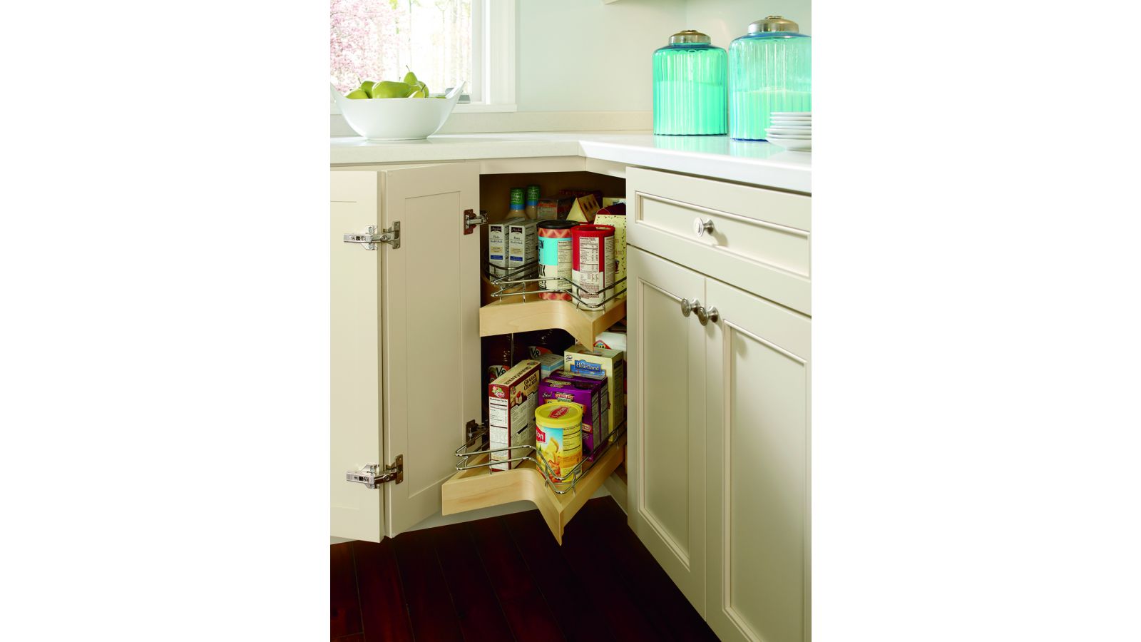 Diamond Cabinets Lazy Susan with Pullout